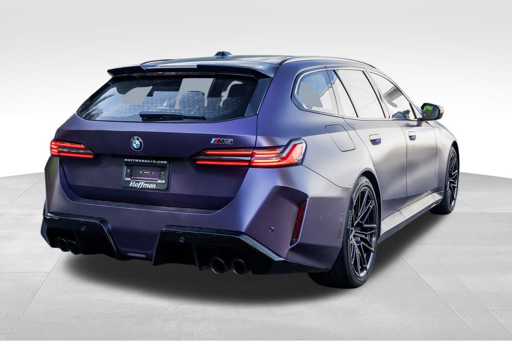 Used 2026 BMW M5 Touring AWD/4WD image 4