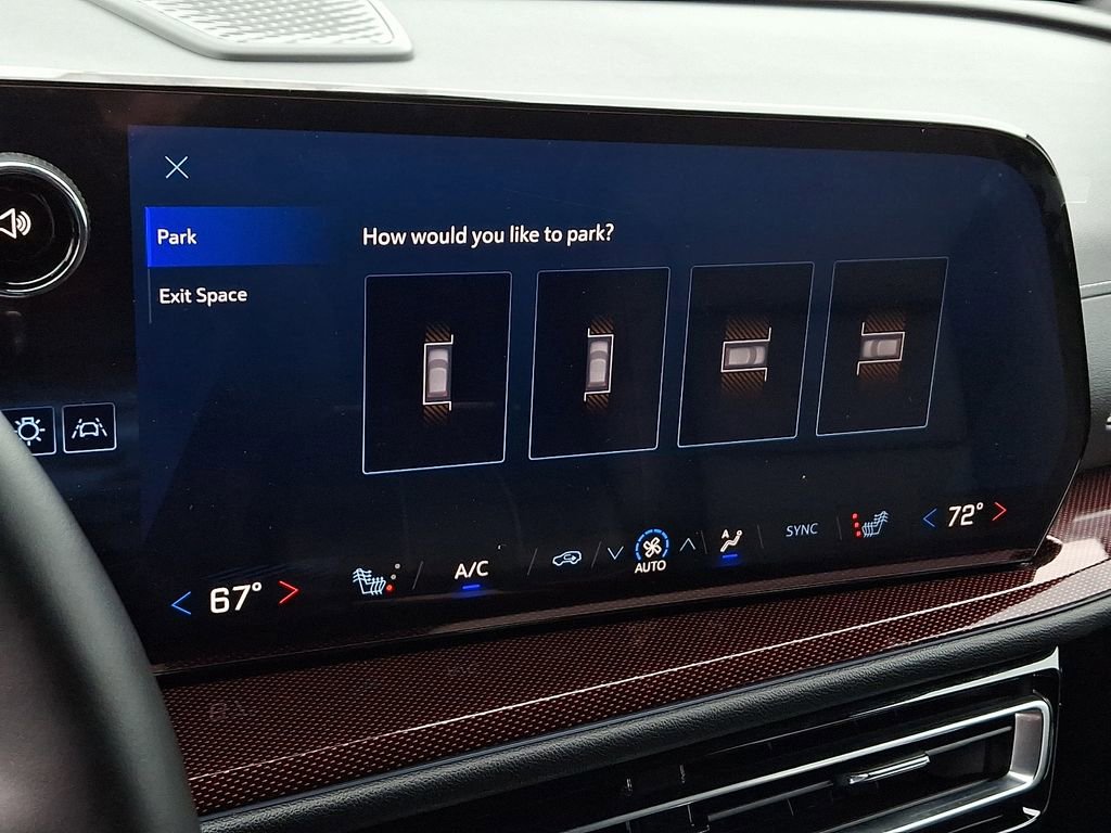 Used 2024 Chevrolet Traverse Z71 w/ Enhanced Driving Package image 25