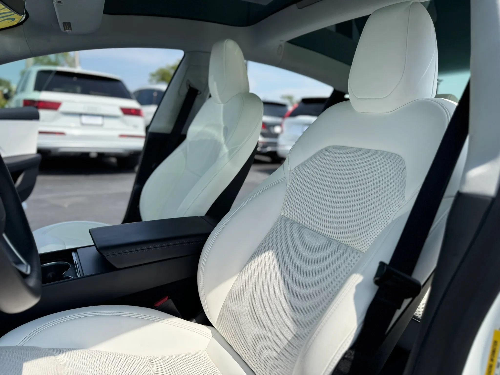 Used 2025 Tesla Model 3 Long Range AWD/4WD image 10