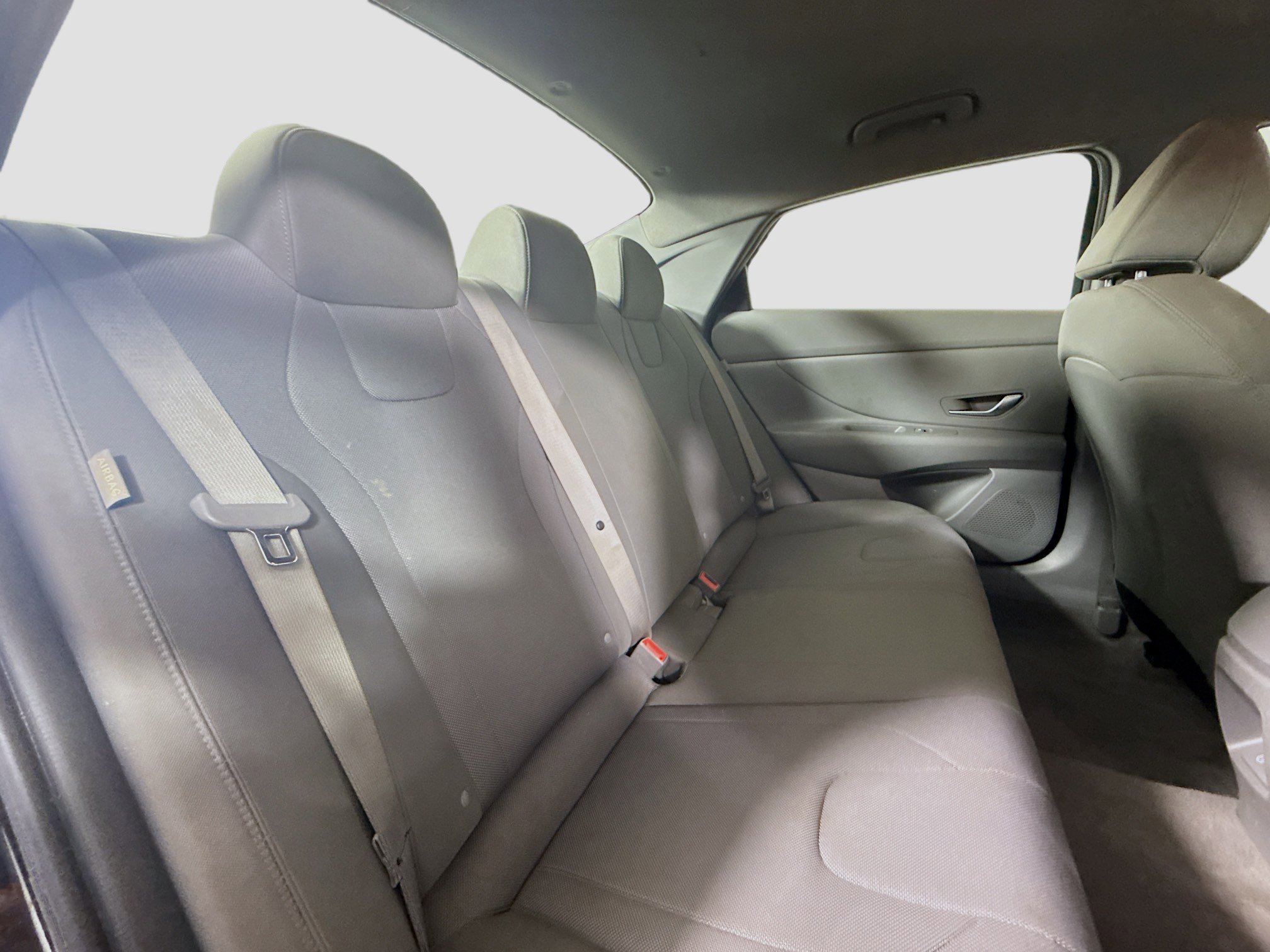 Used 2025 Hyundai Elantra SE image 26