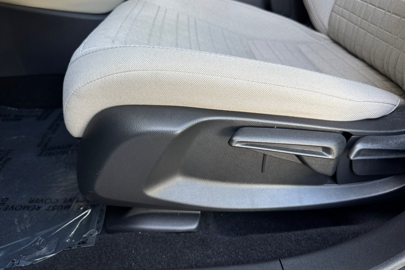 Certified 2025 Honda HR-V LX image 15