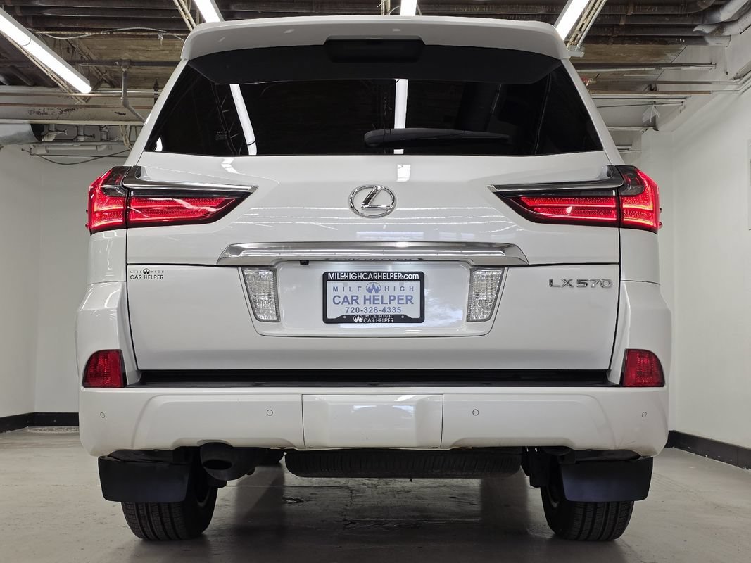 Used 2017 Lexus LX 570 4WD w/ Luxury Package image 14