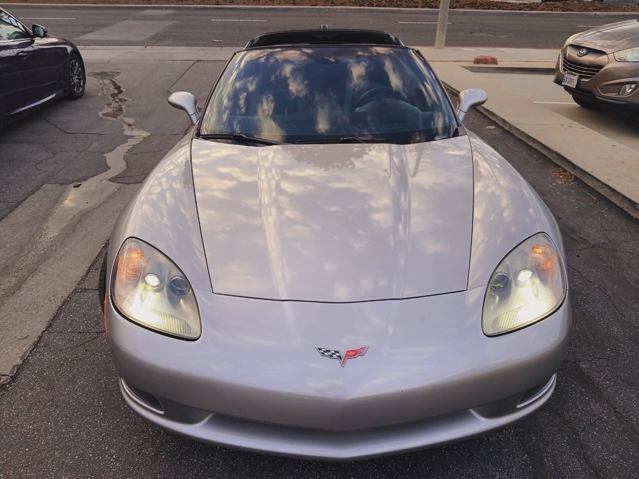 Used 2005 Chevrolet Corvette Coupe w/ Preferred Equipment Group RWD image 14
