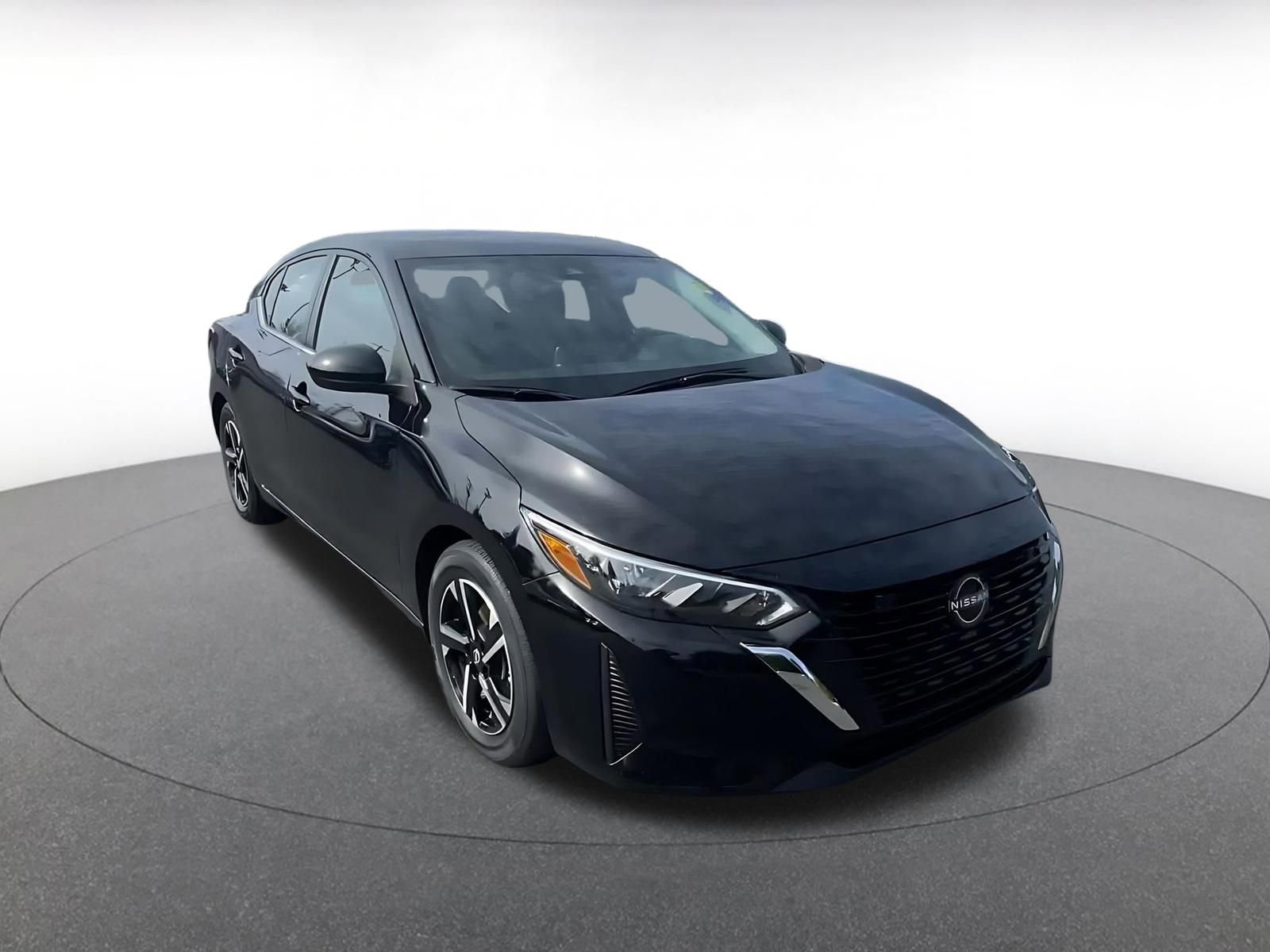Used 2025 Nissan Sentra SV FWD image 3