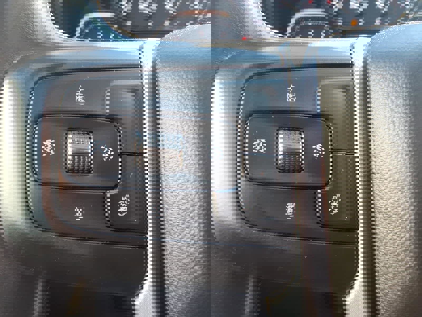 Used 2023 GMC Sierra 2500 SLE w/ SLE Convenience Package image 14