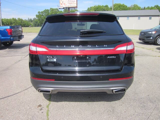 Used 2018 Lincoln MKX Select w/ Select Plus Package AWD/4WD image 5