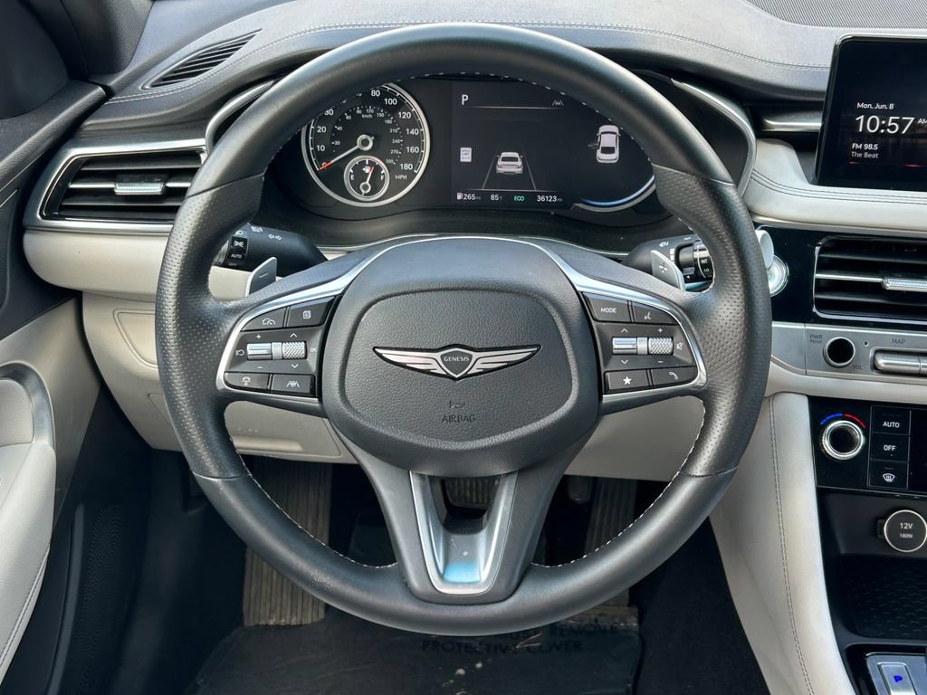 Used 2025 Genesis G70 2.5T RWD image 35