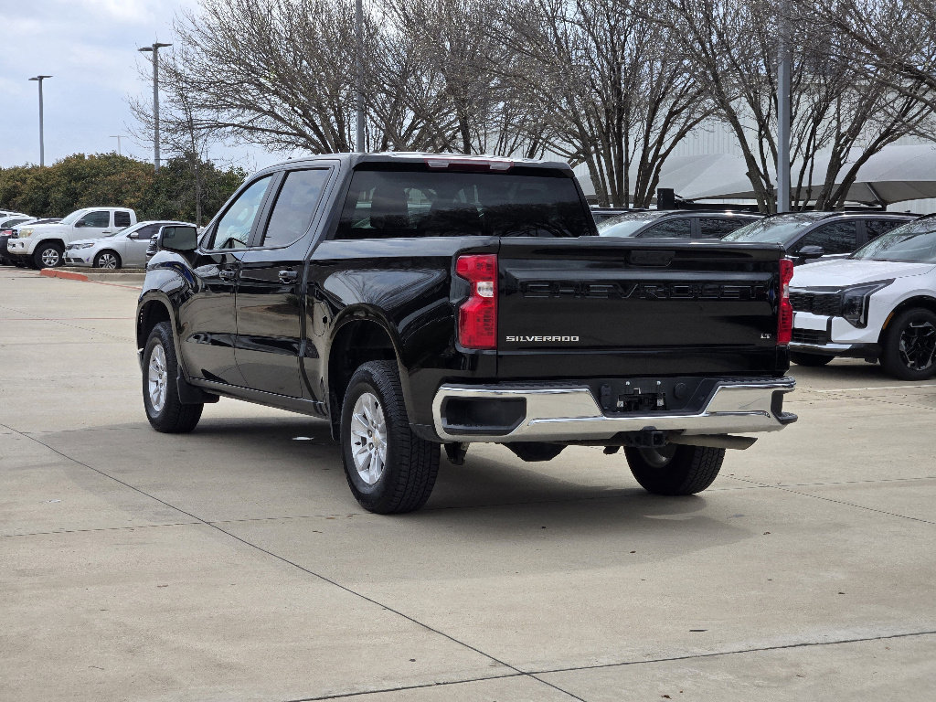 Used 2025 Chevrolet Silverado 1500 LT image 3