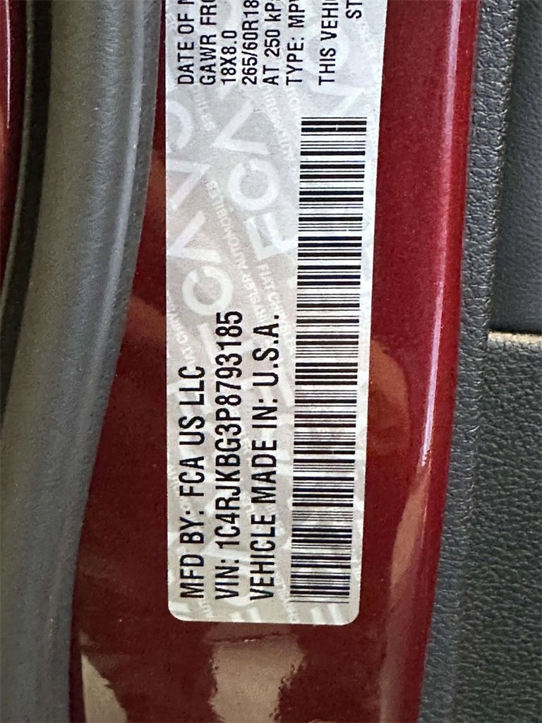 Used 2023 Jeep Grand Cherokee L Limited image 39