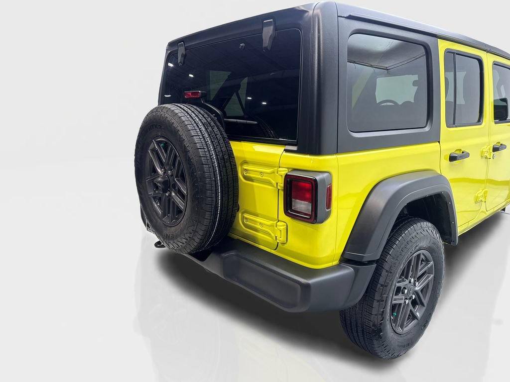 Used 2024 Jeep Wrangler Sport S AWD/4WD image 18