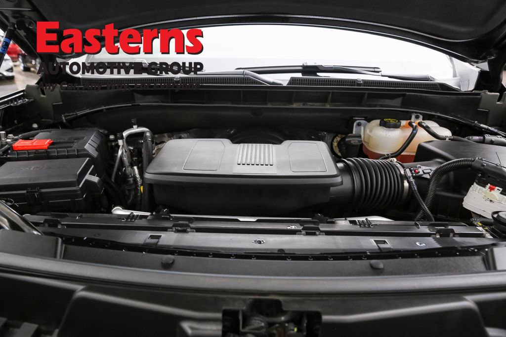 Used 2025 GMC Yukon XL Denali w/ Denali Reserve Package image 7