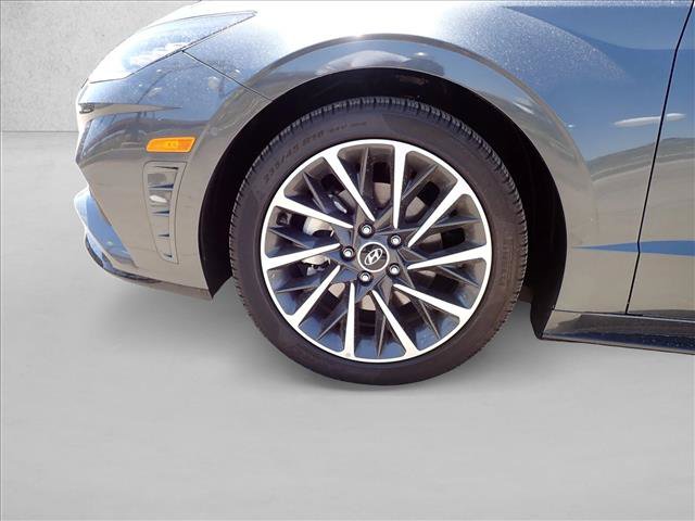 Used 2023 Hyundai Sonata Limited FWD image 7