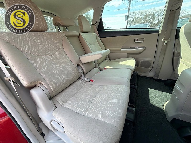 Used 2013 Toyota Prius V Two FWD image 21