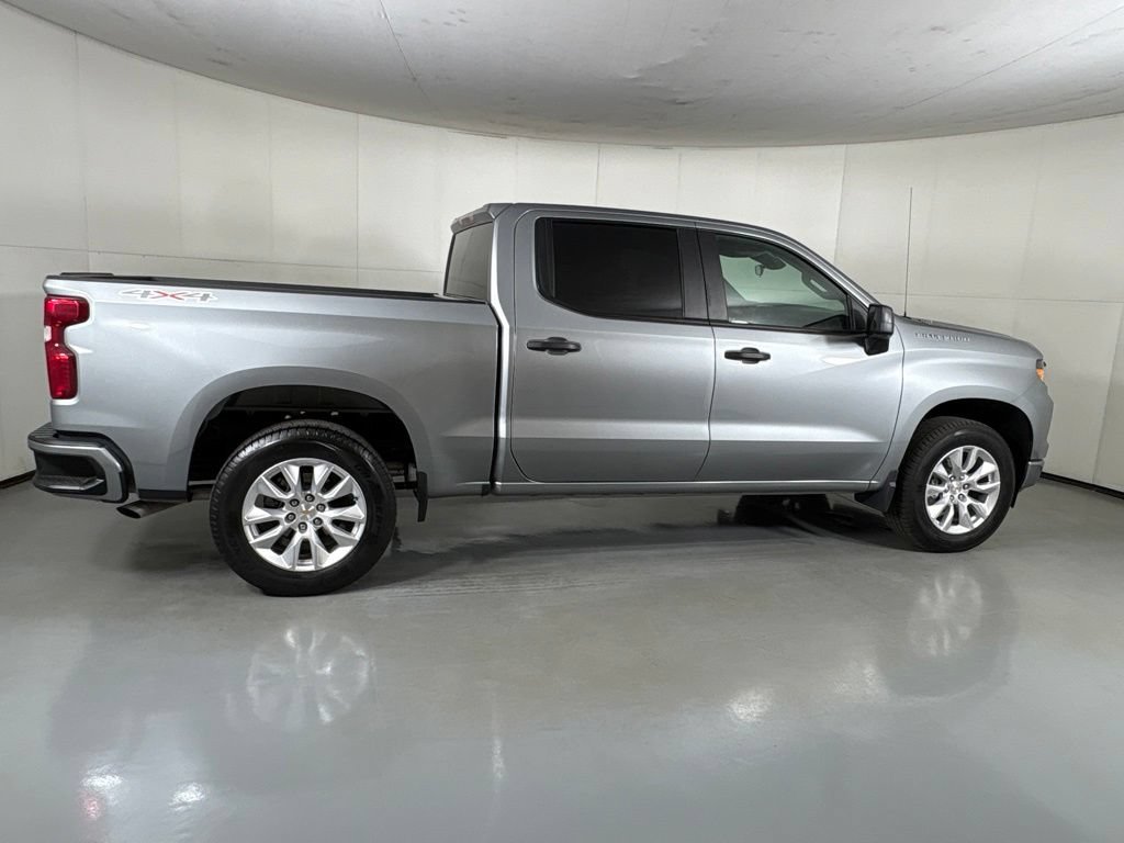 Certified 2026 Chevrolet Silverado 1500 Custom AWD/4WD image 11