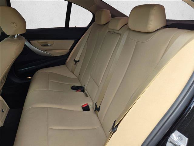 Used 2018 BMW 320i Sedan RWD image 20