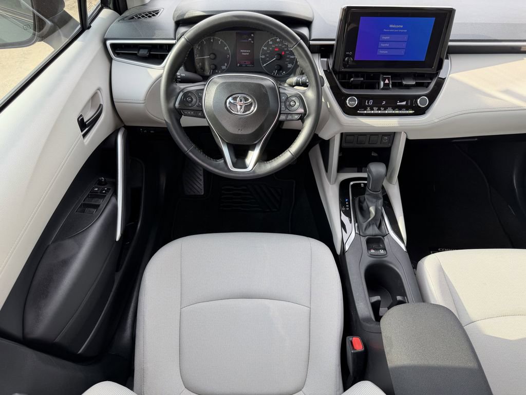 Used 2025 Toyota Corolla Cross LE w/ Moonroof Package FWD image 14