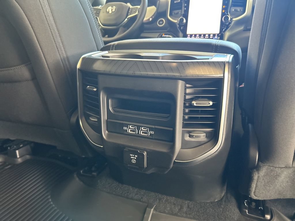New 2025 RAM 1500 Big Horn AWD/4WD image 31