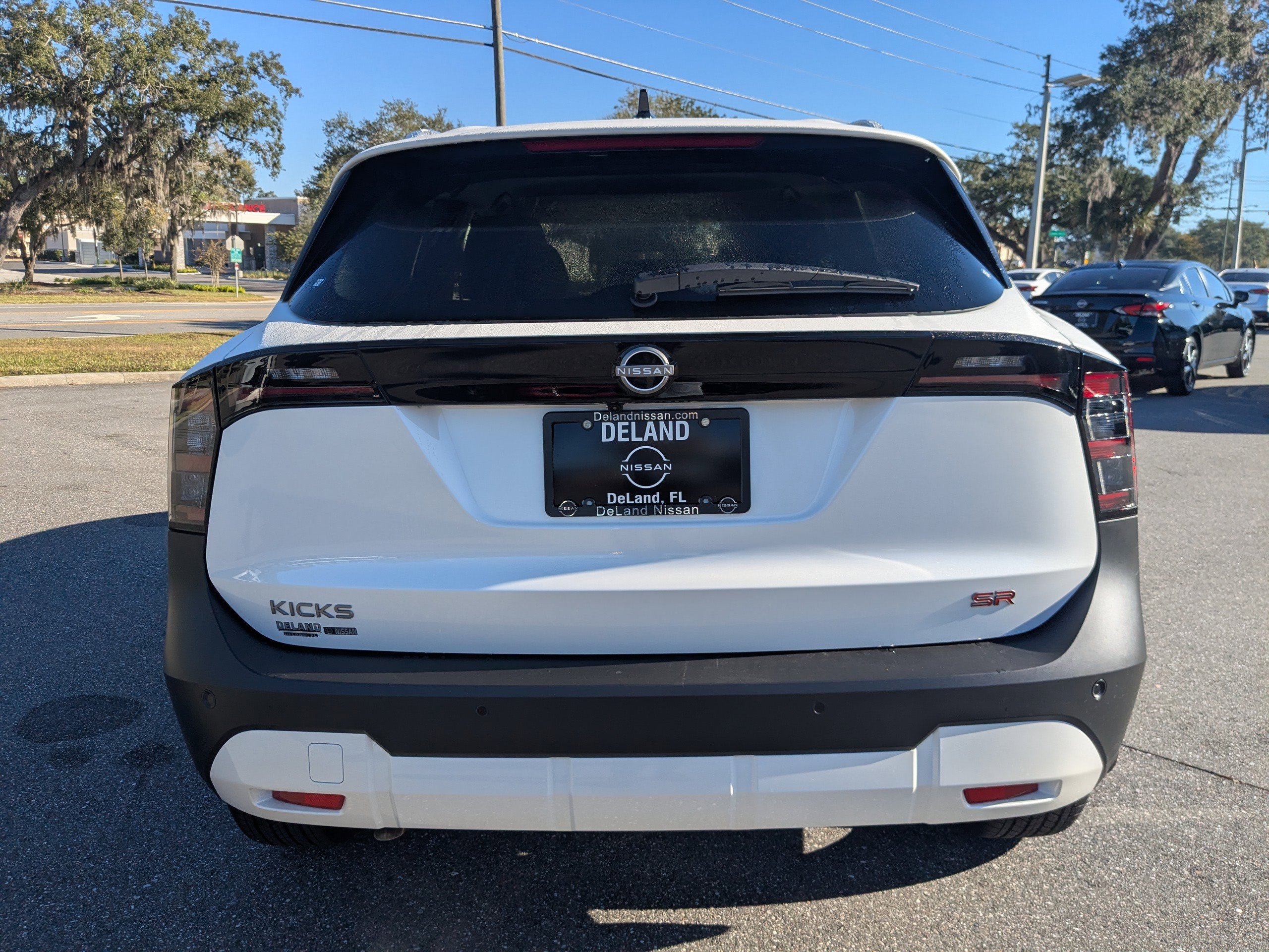 New 2026 Nissan Kicks SR FWD image 5