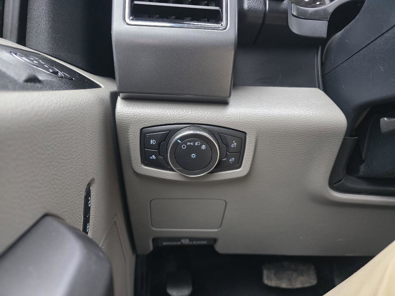 Used 2022 Ford F350 XLT w/ XLT Value Package AWD/4WD image 19