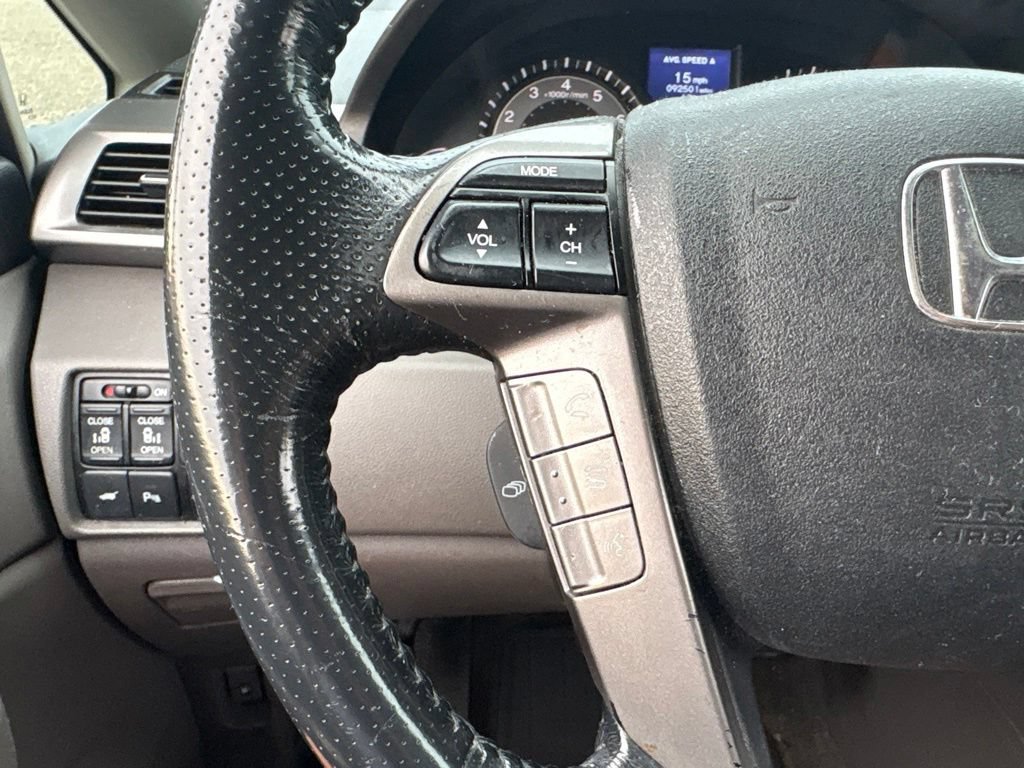 Used 2016 Honda Odyssey Touring Elite image 21