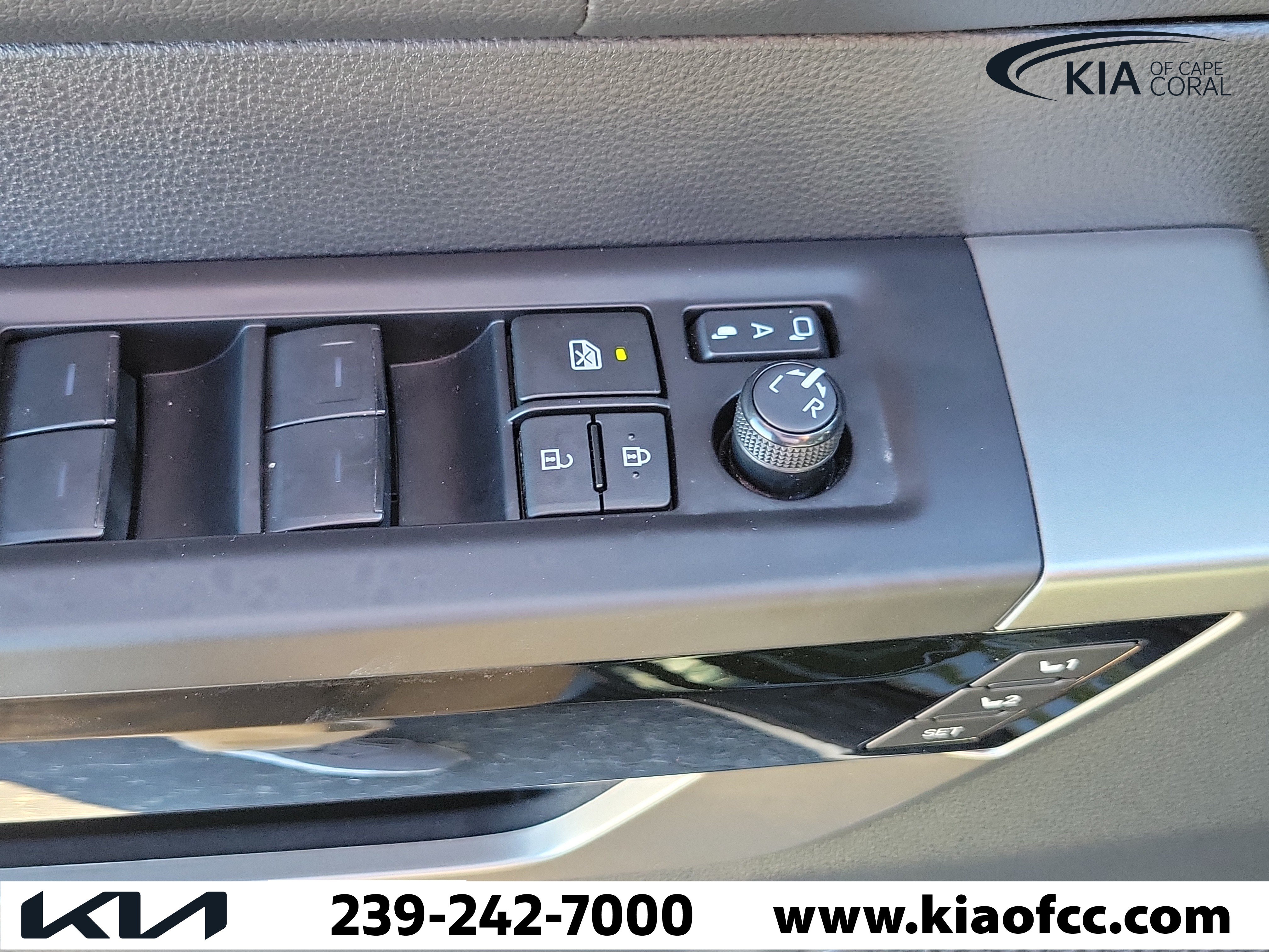 Used 2023 Toyota Tundra Limited RWD image 25