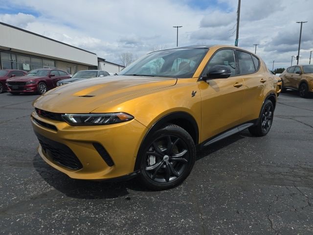 Used 2025 Dodge Hornet R/T w/ R/T Plus Package image 2