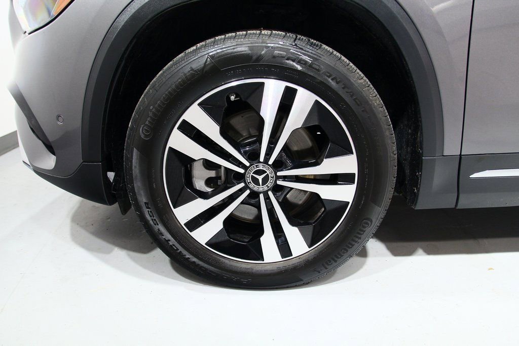 Certified 2025 Mercedes-Benz GLA 250 4MATIC image 18