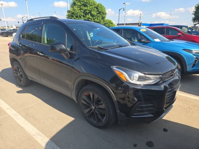 Used 2019 Chevrolet Trax LT w/ Redline Edition AWD/4WD image 8