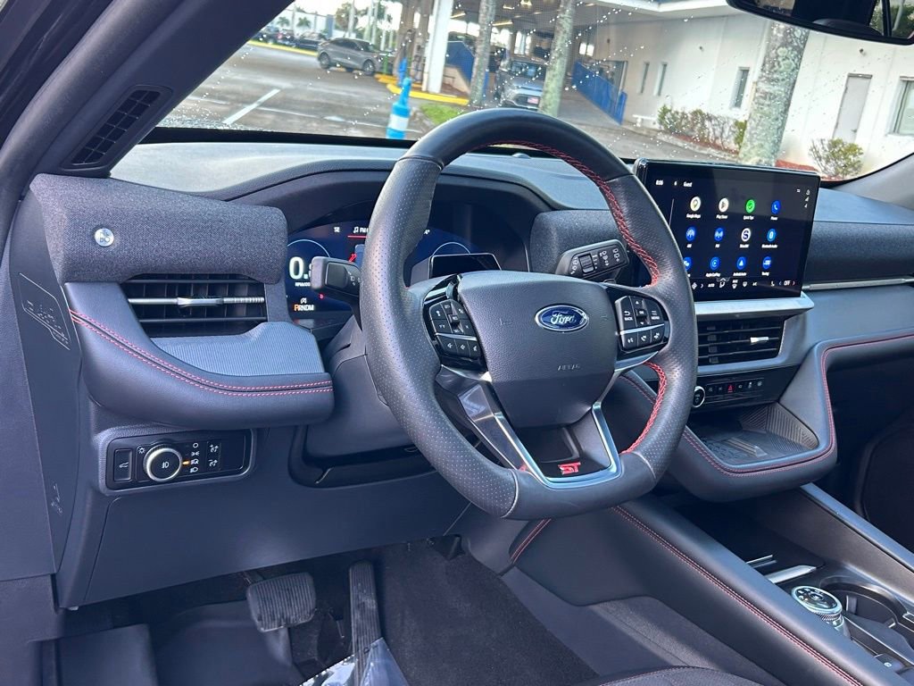 Used 2025 Ford Explorer ST image 38