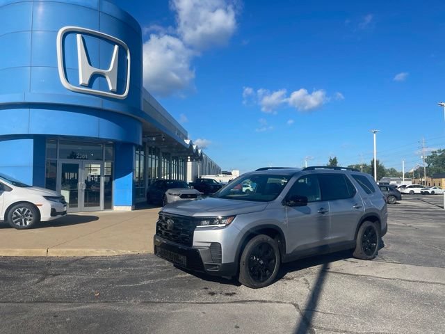 New 2026 Honda Pilot Black Edition image 1