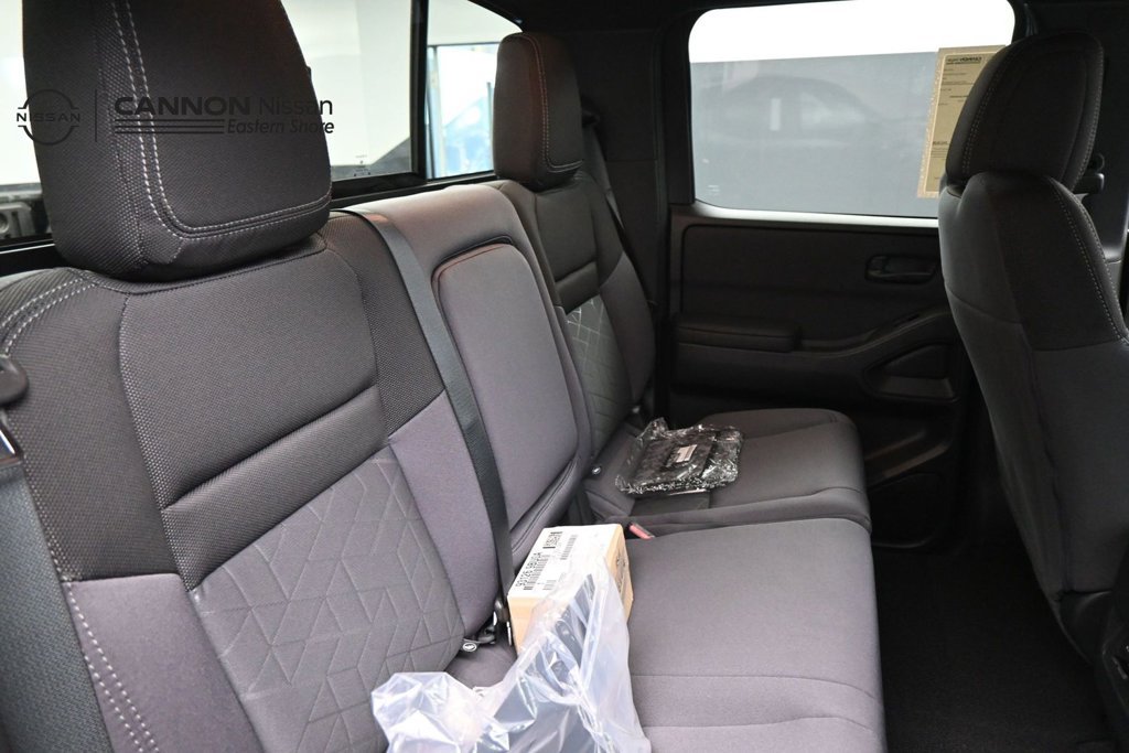 New 2027 Nissan Frontier SV w/ SV Convenience Package RWD image 15