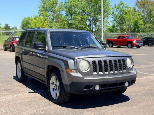 Used 2013 Jeep Patriot Latitude w/ Sun/Sound Group FWD image 2