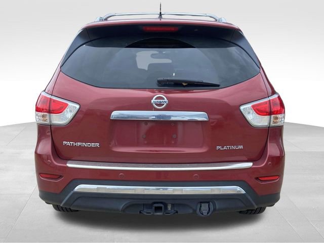 Used 2016 Nissan Pathfinder Platinum image 3