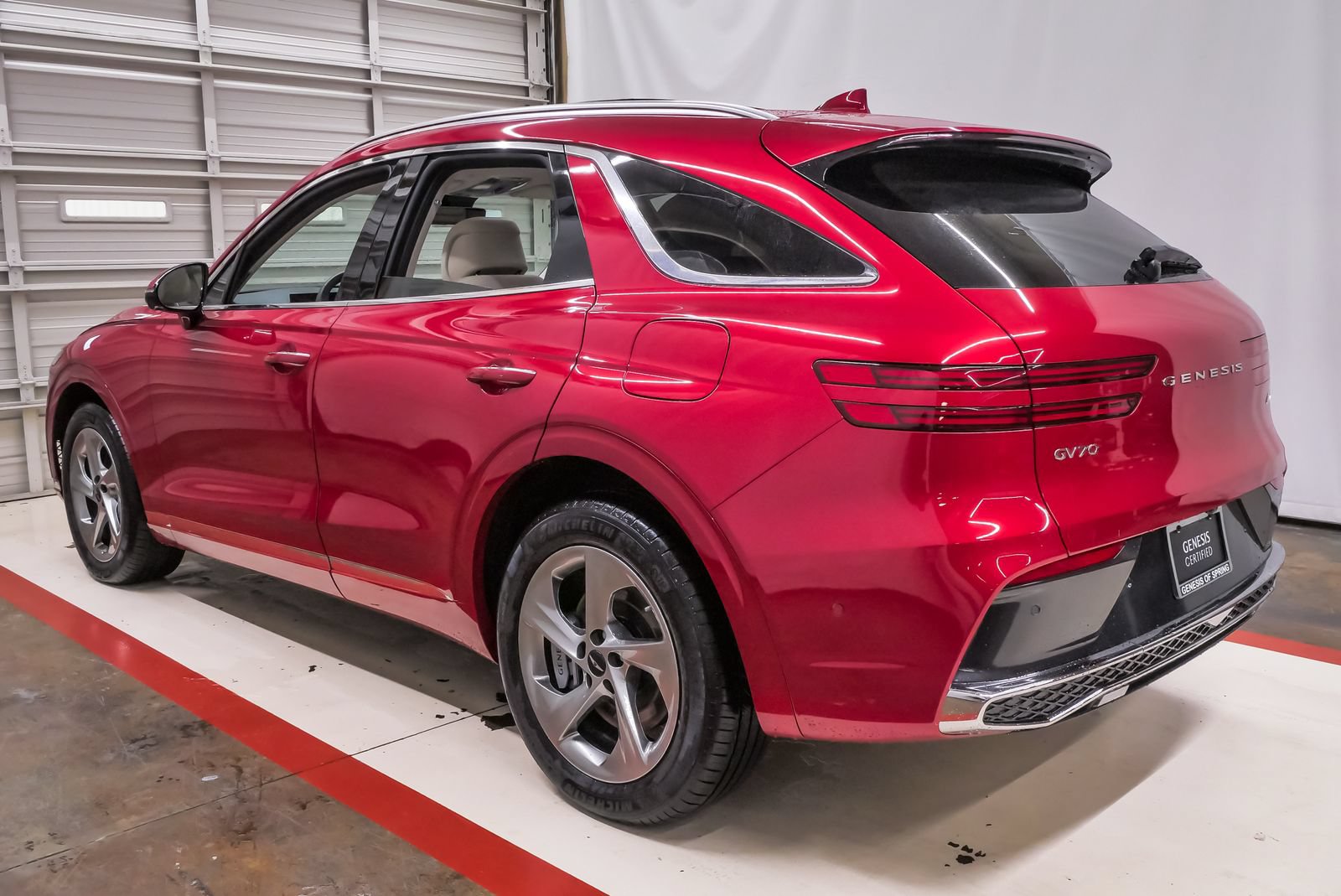Certified 2026 Genesis GV70 2.5T Advanced AWD/4WD image 8