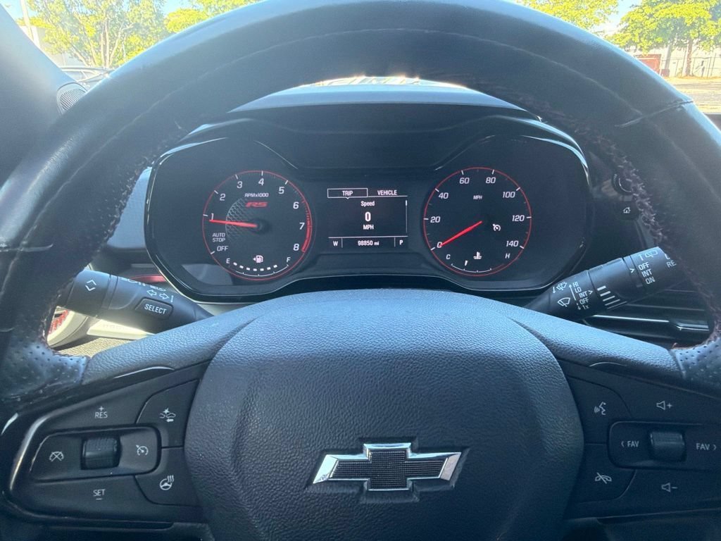 Used 2024 Chevrolet Trax RS FWD image 19