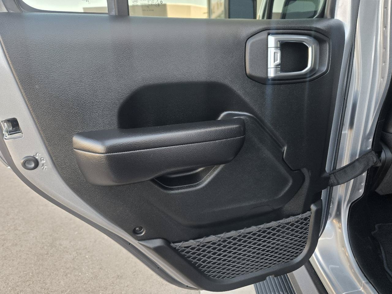 Used 2021 Jeep Gladiator Mojave AWD/4WD image 56
