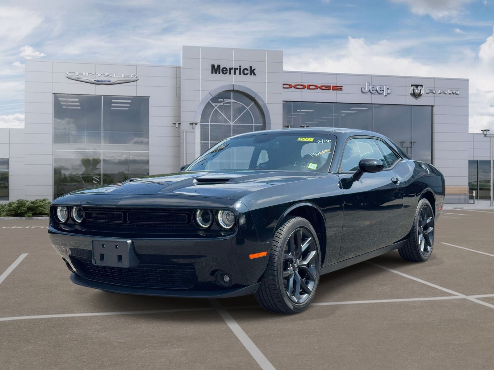 Used 2022 Dodge Challenger SXT w/ Blacktop Package RWD image 4