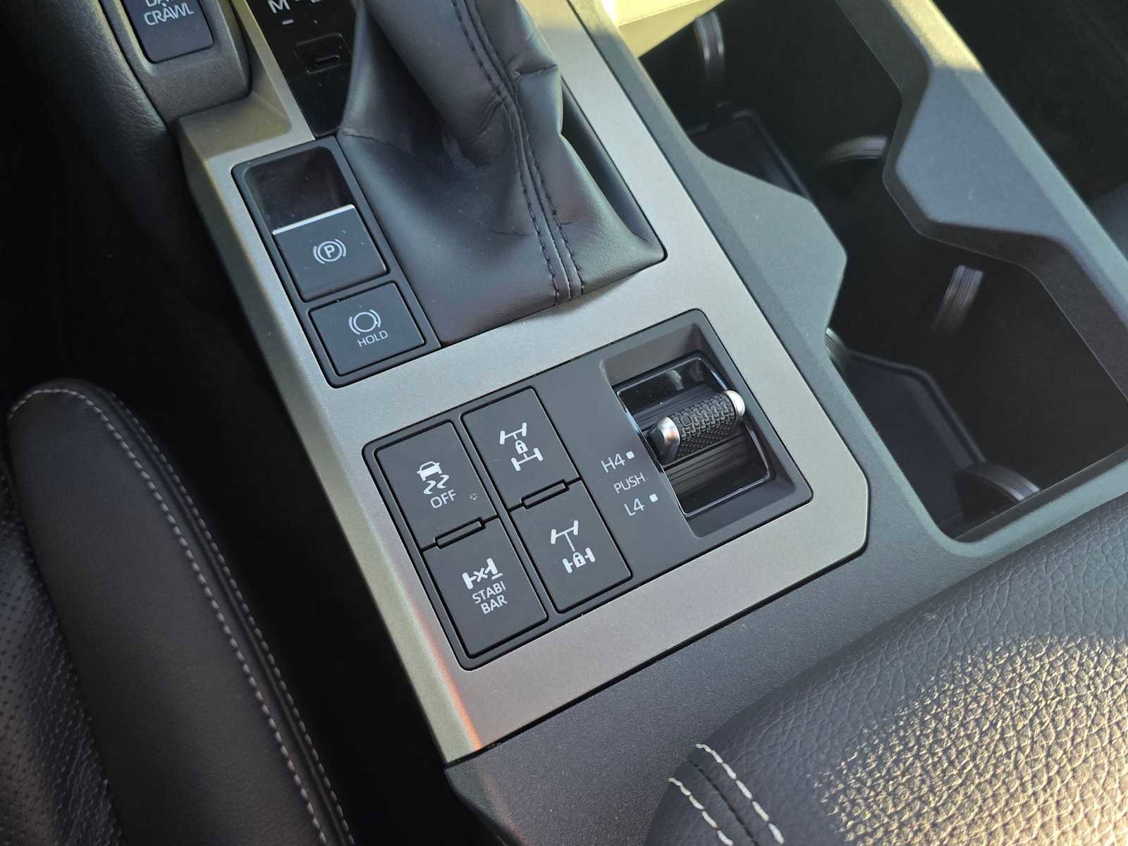 Certified 2024 Toyota Land Cruiser image 27