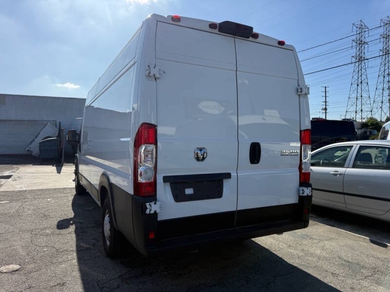 Used 2023 RAM ProMaster 3500 FWD image 4