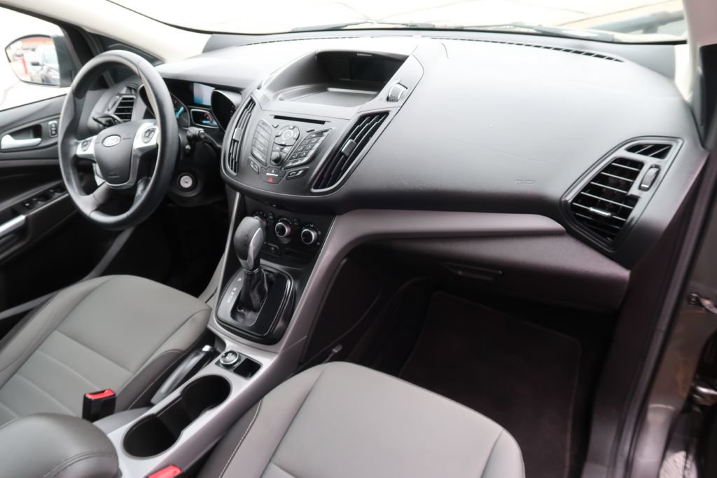 Used 2016 Ford Escape SE FWD image 10