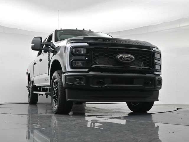 New 2026 Ford F250 Lariat w/ Black Appearance Package AWD/4WD image 41