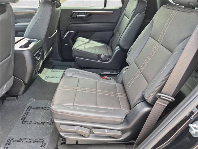 Used 2025 Chevrolet Tahoe High Country AWD/4WD image 28