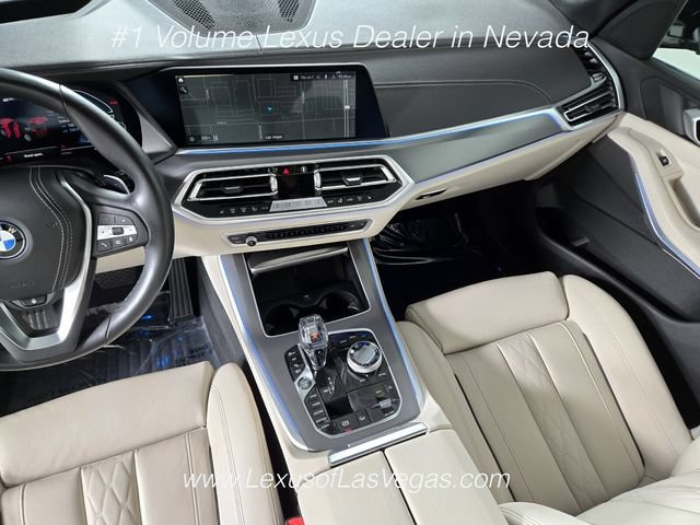 Used 2023 BMW X5 xDrive45e w/ Executive Package AWD/4WD image 17