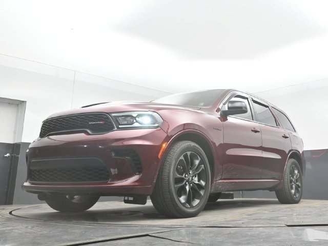 Used 2025 Dodge Durango R/T w/ Blacktop Package AWD/4WD image 46