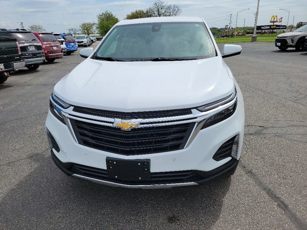 Used 2022 Chevrolet Equinox LT AWD/4WD image 2