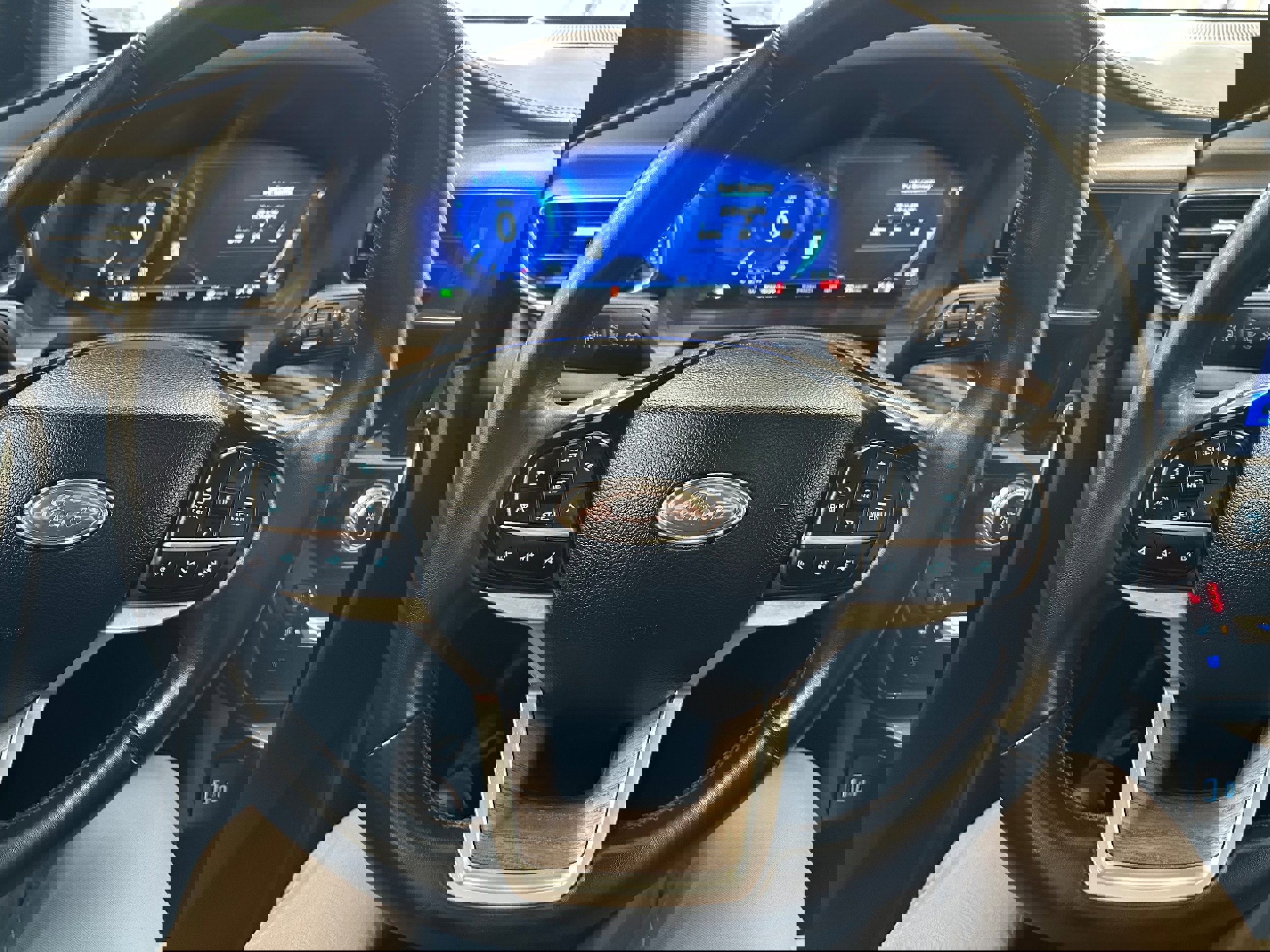 Used 2022 Ford Explorer Platinum w/ Equipment Group 601A image 24