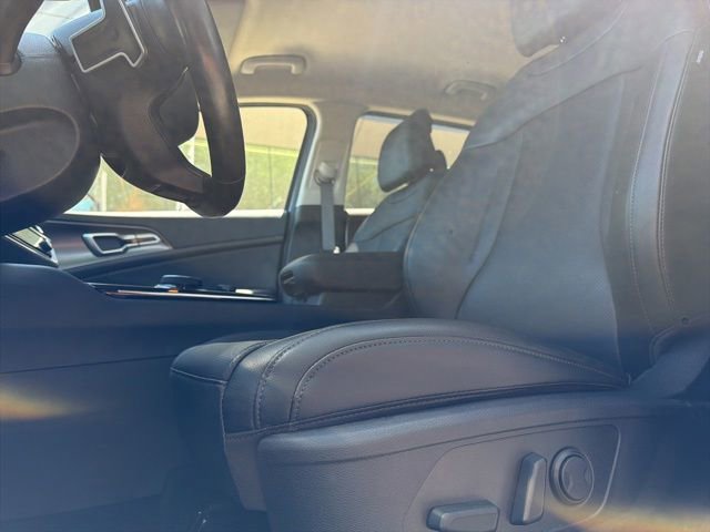 Used 2023 Kia Sportage EX AWD/4WD image 5