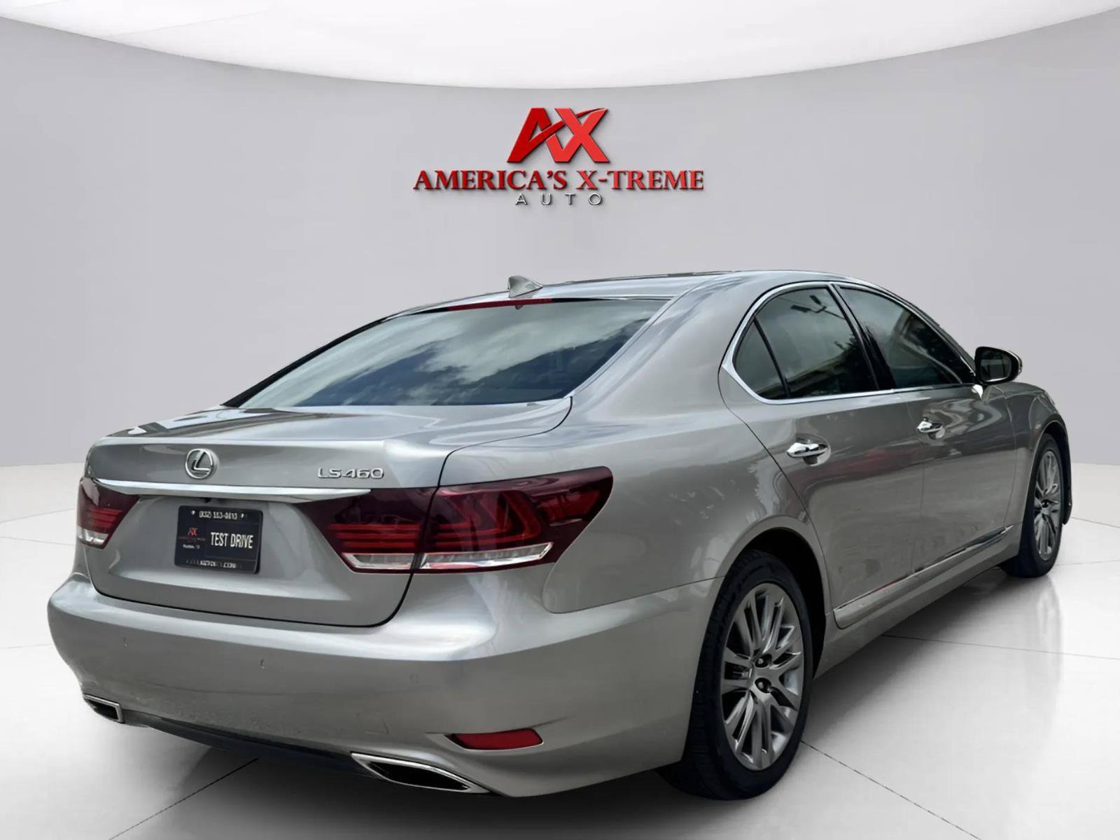 Used 2016 Lexus LS 460 w/ Comfort Package RWD image 5