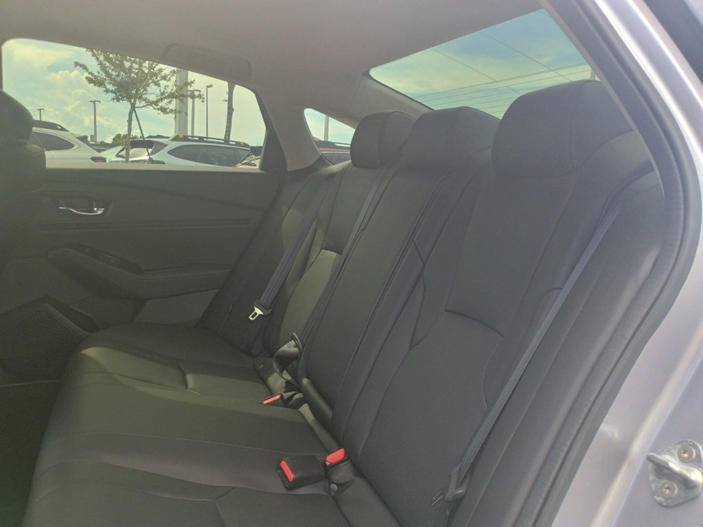 Used 2023 Honda Accord Touring image 17