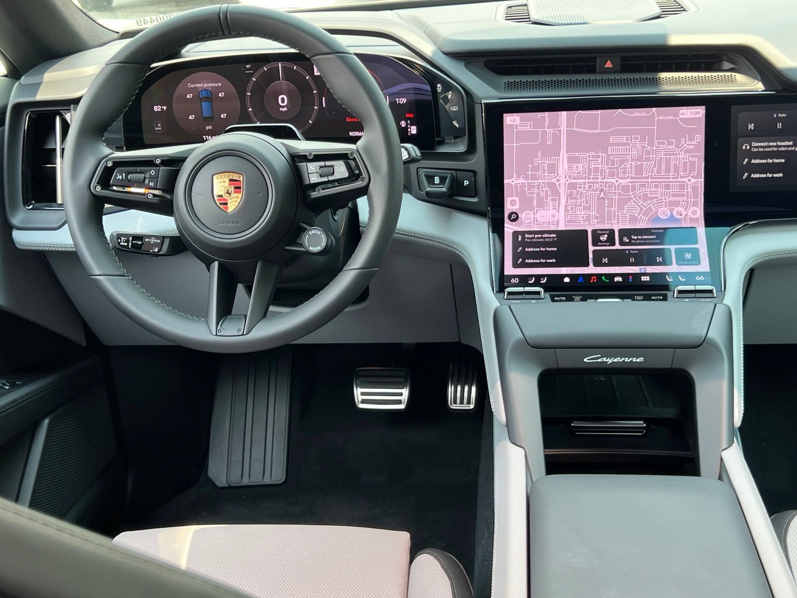 New 2026 Porsche Cayenne Electric AWD/4WD image 15
